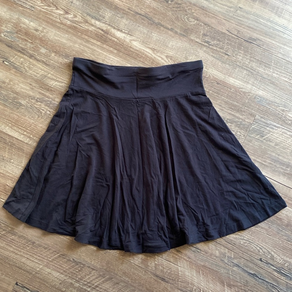 H&M soft skater summer skirt soft black new never worn